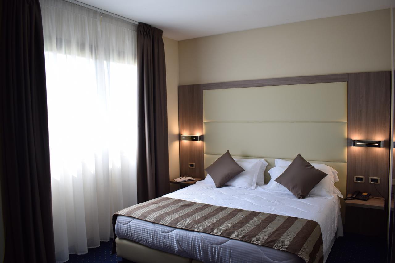Roma Domus Hotel Ponzano Romano Εξωτερικό φωτογραφία