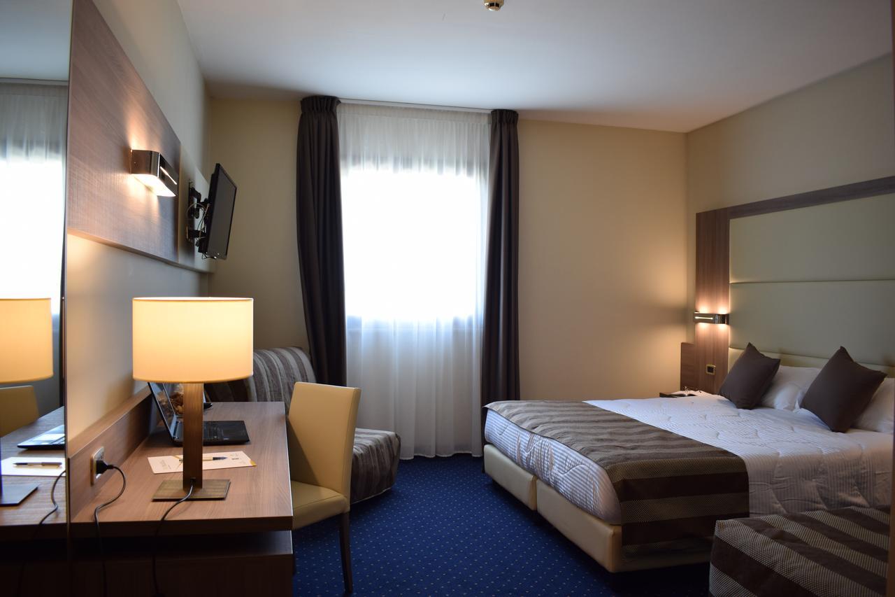 Roma Domus Hotel Ponzano Romano Εξωτερικό φωτογραφία